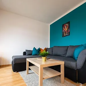 Loft 65 Qm Netflix Wlan Boxspringbett Bis 4 Pers Leipzig